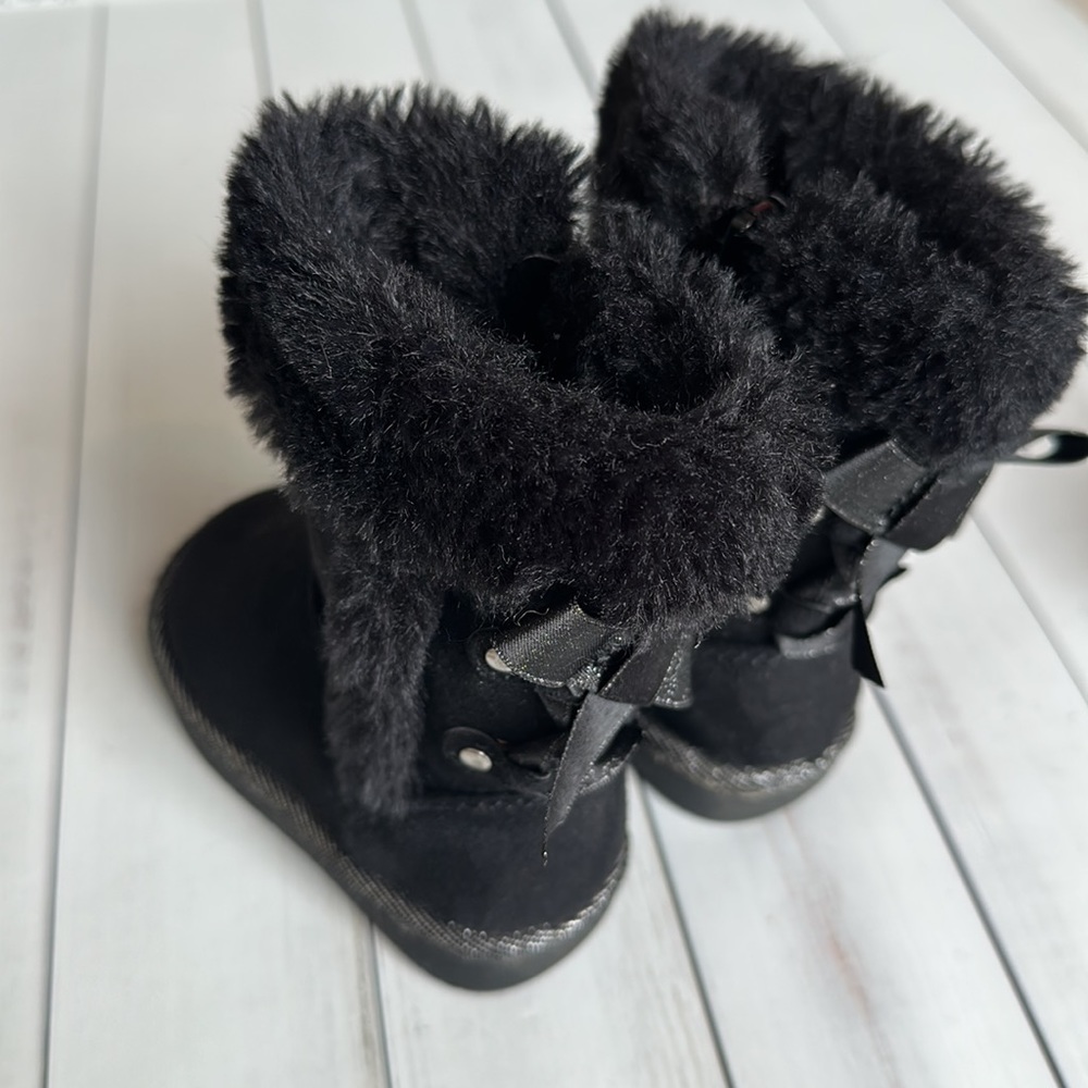 Jumping Beans Black Fur Boots Toddler Girls Size 5
